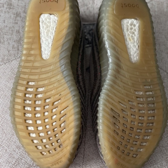 Adidas Yeezy Boost 350 V2 Mens Beluga Reflective Size 10 - Picture 4 of 15